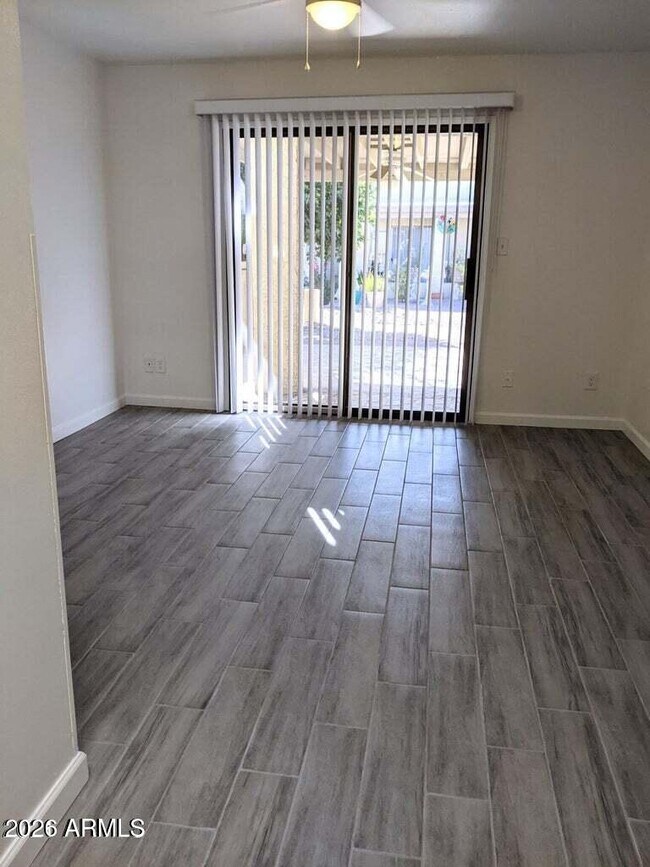 Foto del edificio - 7733 E Columbine Way