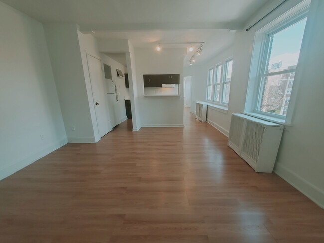 Foto del edificio - 22 Glenbrook Rd