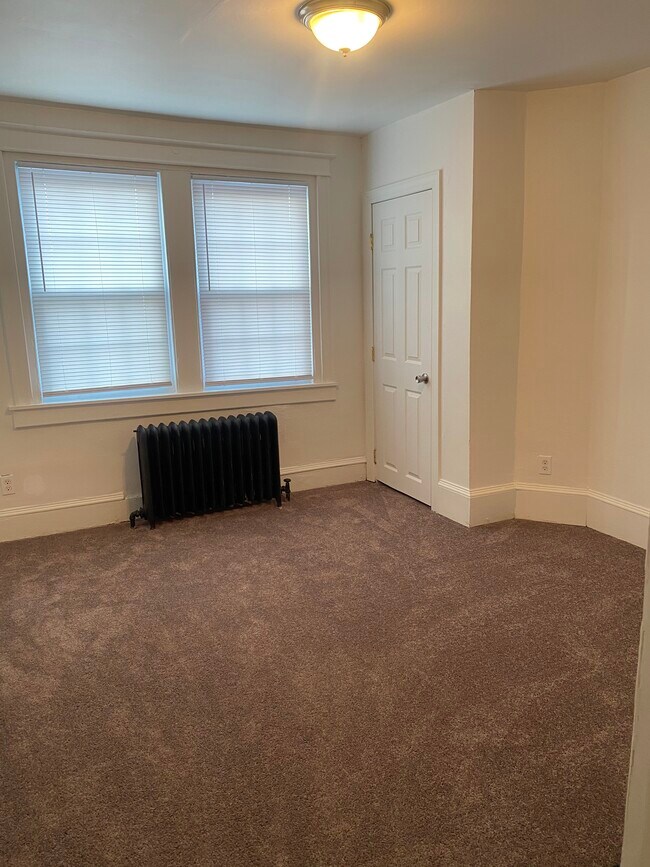 Building Photo - 5730 Sansom St