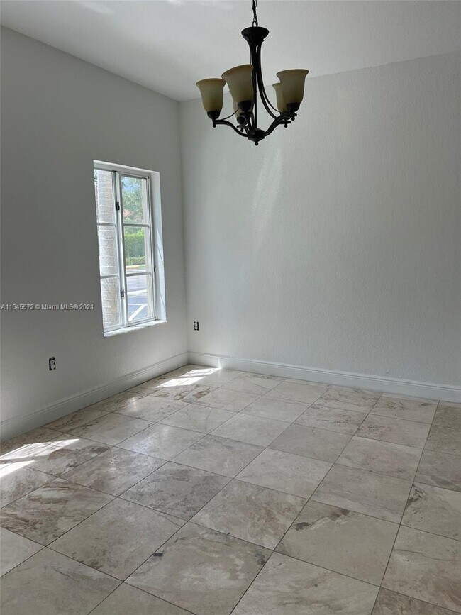 Foto del edificio - 10833 NW 83rd St