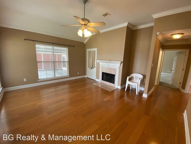 Building Photo - 3 br, 2 bath House - 106 Pebble Beach
