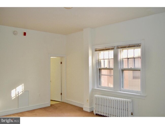 Foto del edificio - 332 S 17th St