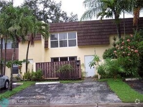 Building Photo - 3750 SW 60th Terrace