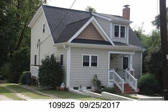 Building Photo - 1408 Shawnee St
