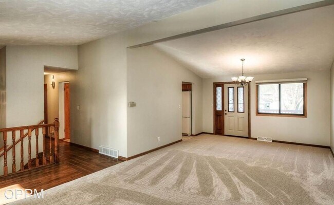 Foto del edificio - 4 br, 2 bath House - 1804 South 133rd St.