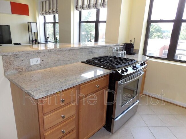 Foto del edificio - 3902 14th St NW