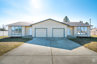 Building Photo - 11512 E Railroad Ave