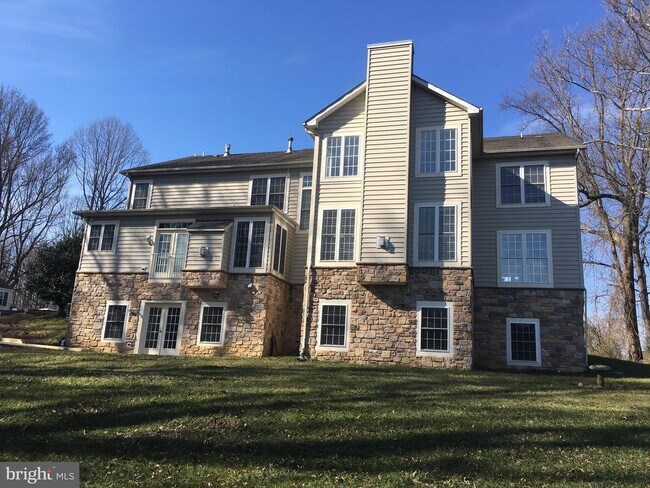 Foto del edificio - 5101 Cornelias Prospect Dr