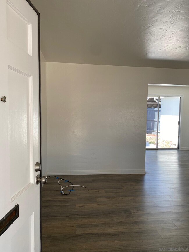 Foto del edificio - 1634 Glencoe Dr