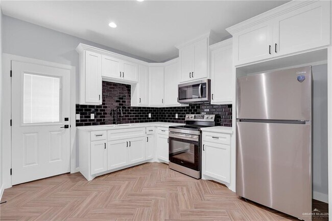 Foto del edificio - 3307 Aurora Ln