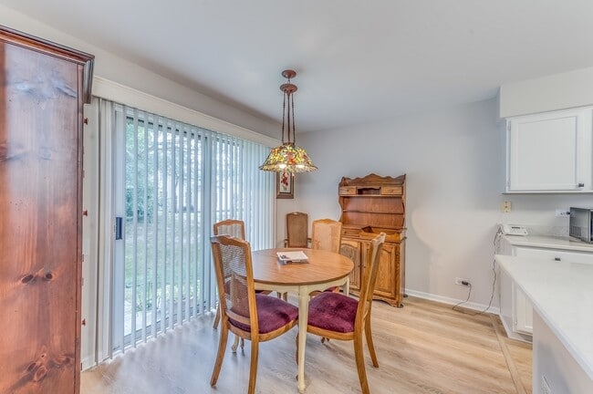 Foto del edificio - 1108 Wickfield Ct