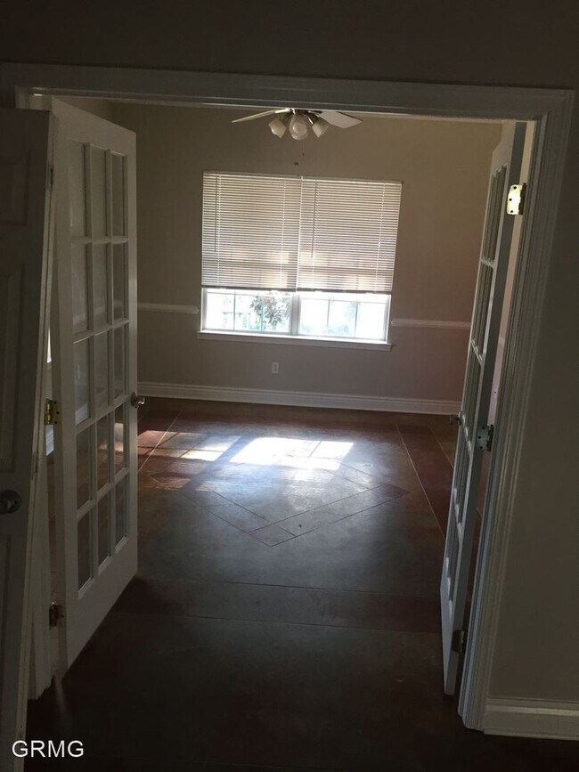 Foto del edificio - 3 br, 1.5 bath House - 309 N. Cherry St SFR