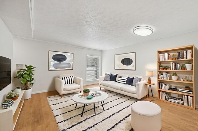 Foto del edificio - Raccoon Creek Apartments