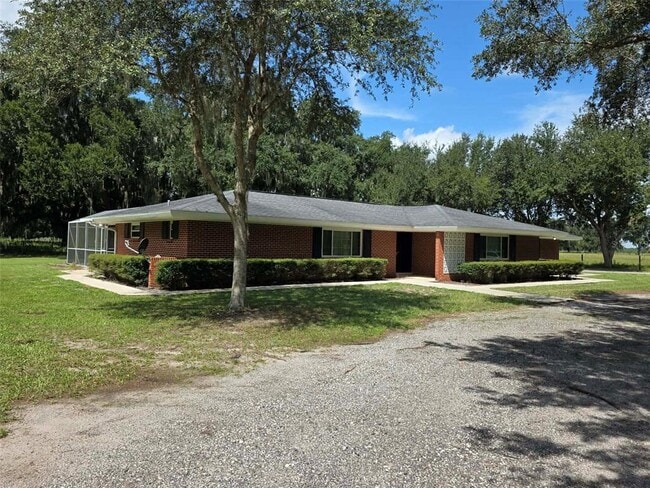 Foto del edificio - 25601 Laylaine Dr
