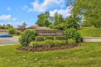 1513 Old Country Rd