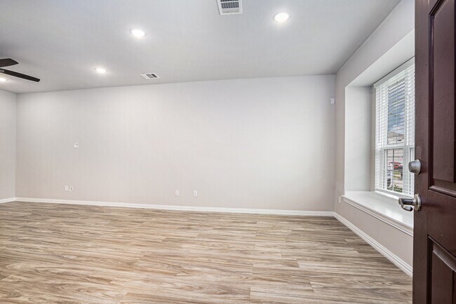 Foto del edificio - 12611 Taymouth Manor Dr