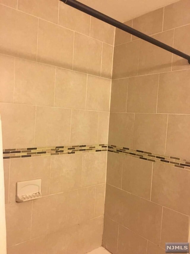 Building Photo - 57-69 Westervelt Avenue, Unit 206