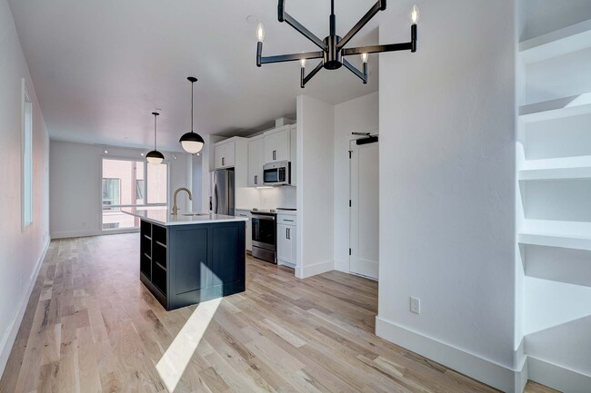 Building Photo - Spoke Street Building Photo - Spoke Street