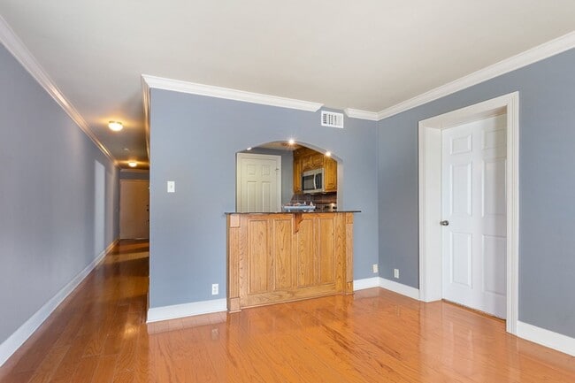 Foto del edificio - 2BR 2BA Condo Downtown (Riverview Condomin...