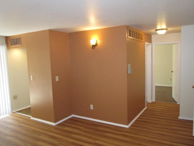 Foto del edificio - Abbey Woods Apartments
