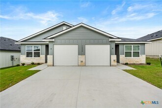 Building Photo - 1226 Concord Dr
