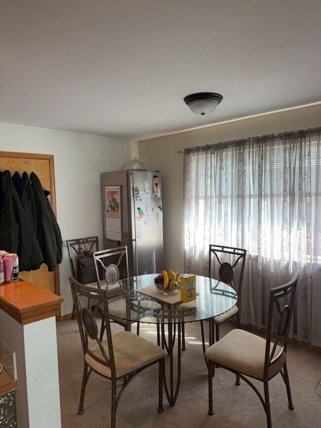 Foto del edificio - 2818-2818 Moore St