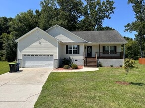 Building Photo - 102 Brookhaven Dr