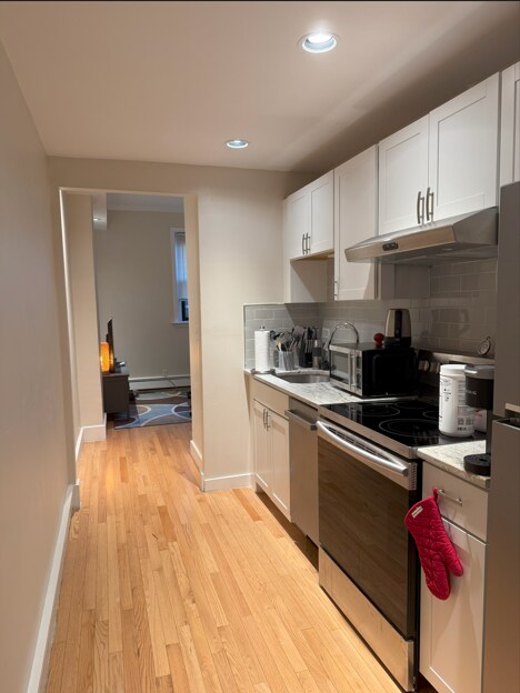 Primary Photo - 30 Peterborough St
