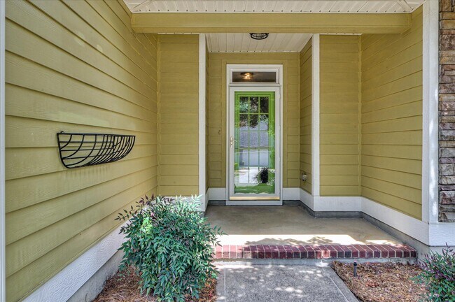 Foto del edificio - 2037 Magnolia Pkwy