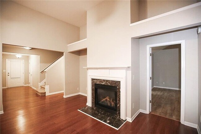 Building Photo - 948 Harvest Brook Dr NE