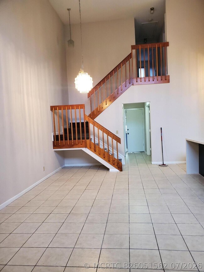 Foto del edificio - 7342 Pinewalk Dr S