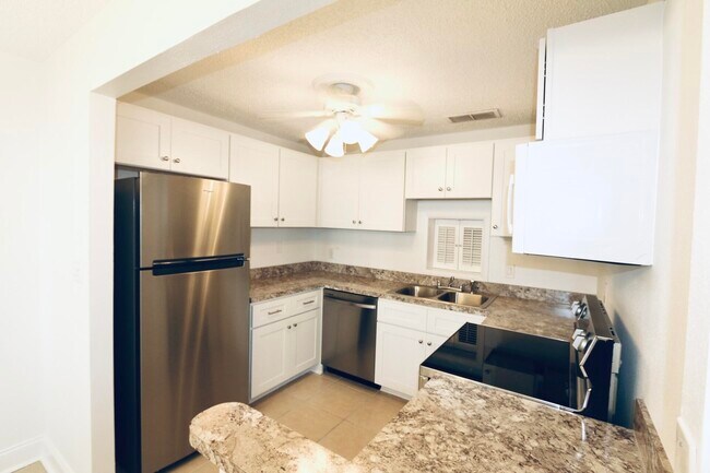 Foto del edificio - 229 S McMullen Booth Rd