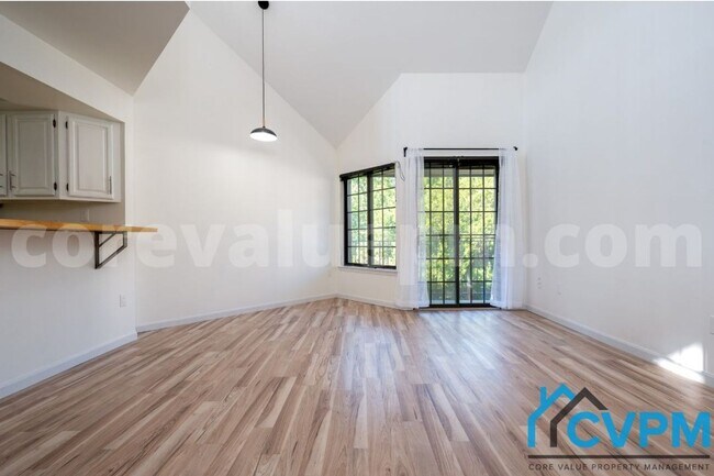 Foto del edificio - 2506 Airy Hill Cir