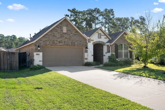 Building Photo - 2811 Ridgecliff Ct