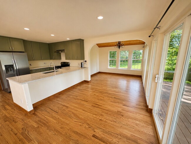 Building Photo - 36 Stevens Creek Cir