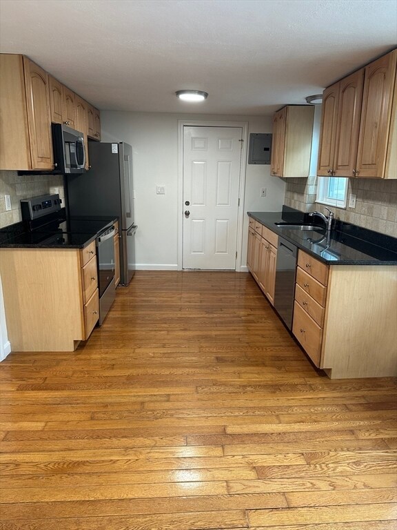Foto del edificio - 251 Neponset St