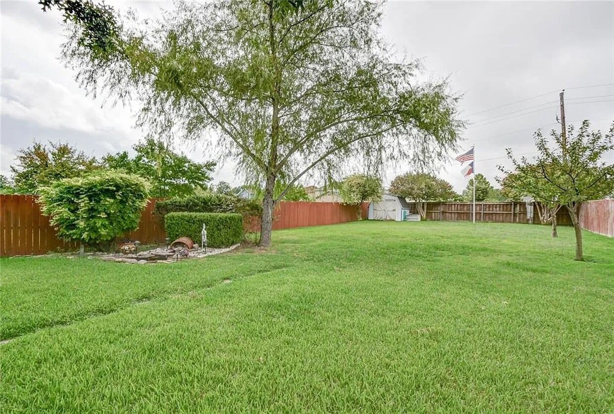 Foto del edificio - 4022 Wiltshire Dr