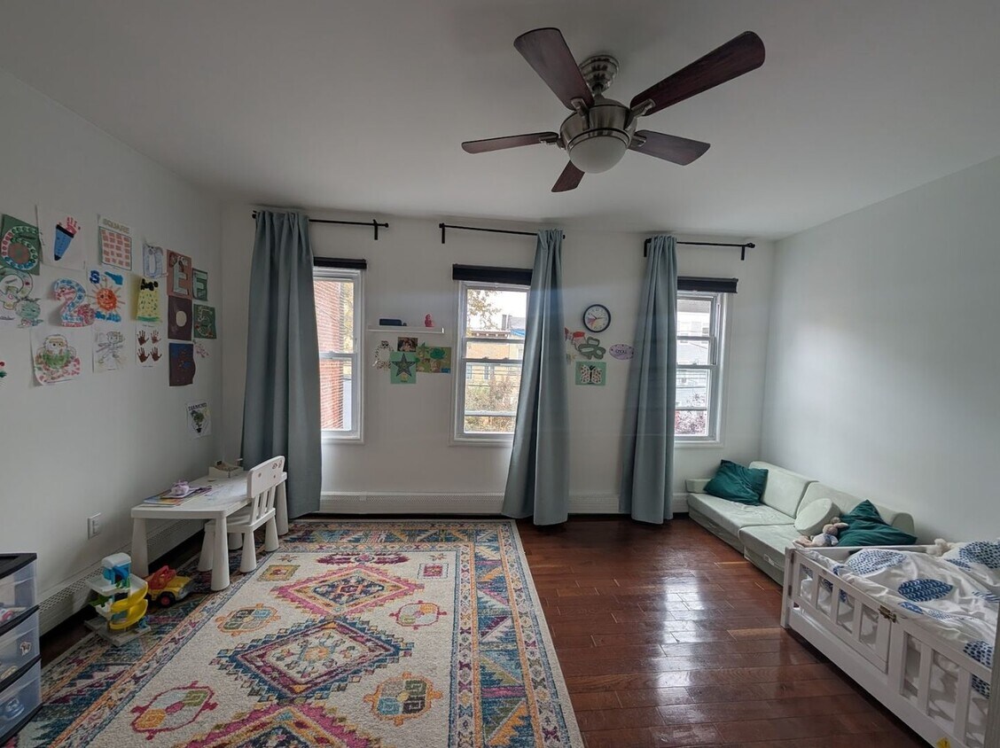 Foto principal - 62 Wright Ave