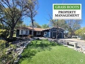 Building Photo - 14336 Pepperwood Dr