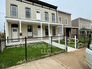 Building Photo - 1602 Cypress St