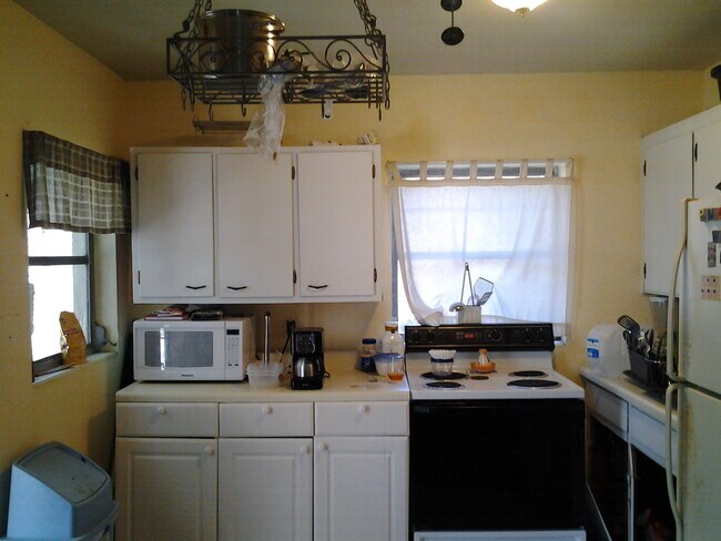 Building Photo - 607 S Summerlin Ave
