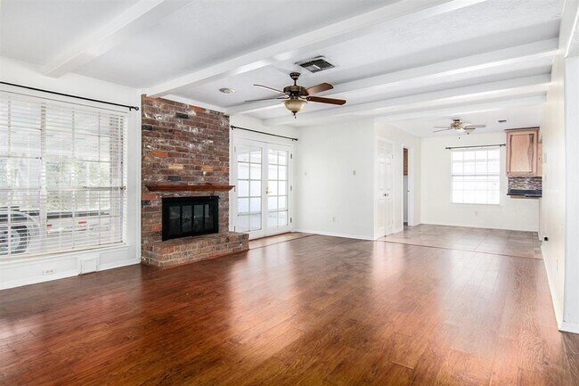 Building Photo - 505 Heathgate Dr