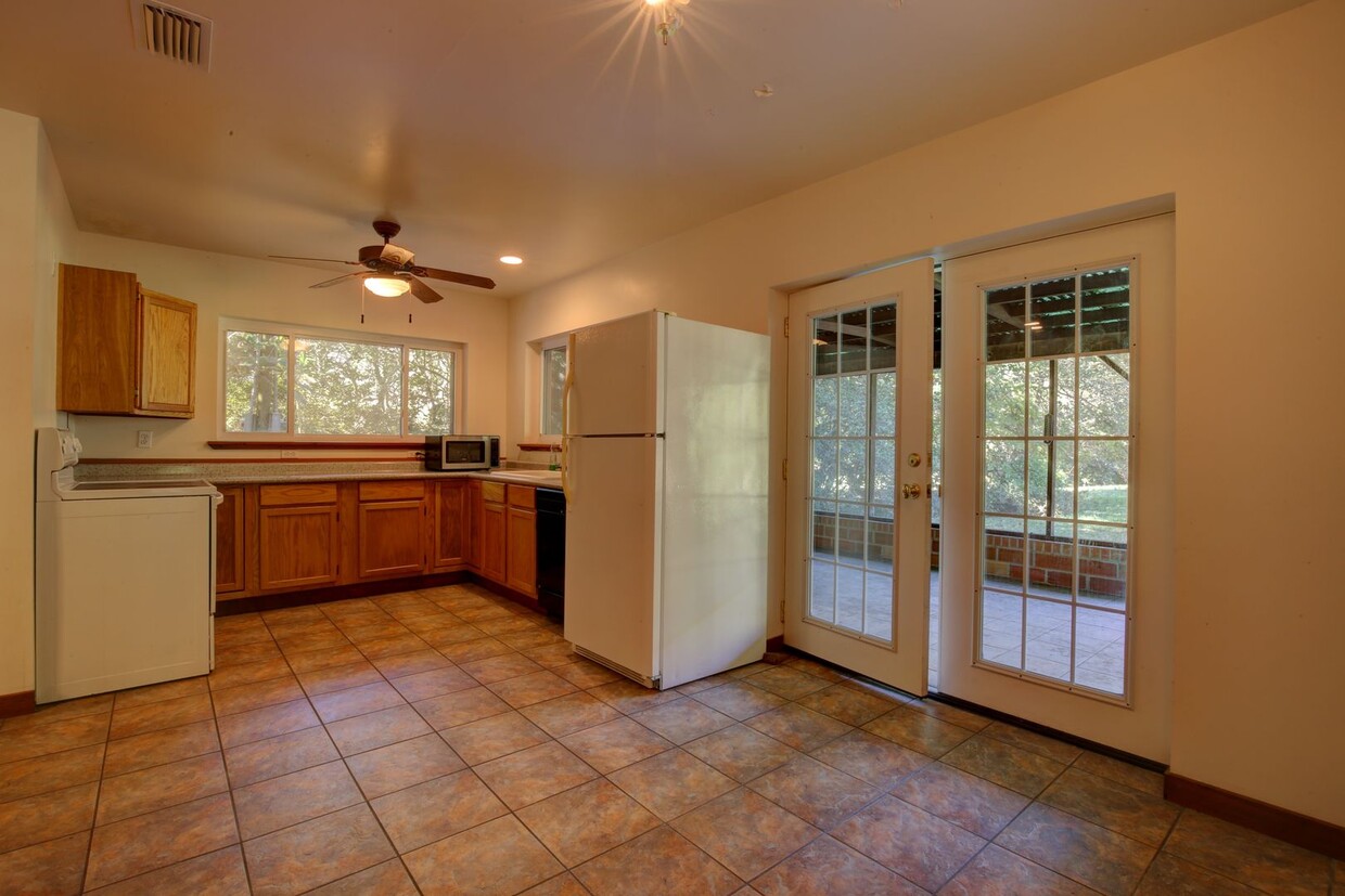 Primary Photo - 2 BD/ 2 BTH in Fairhope