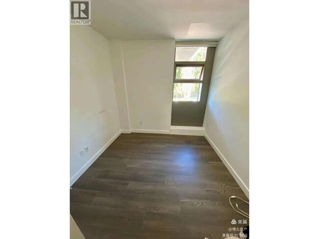 Building Photo - 5782 Berton Ave