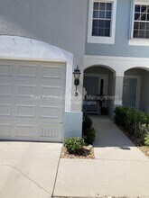 Building Photo - 8271 Village Edge Cir
