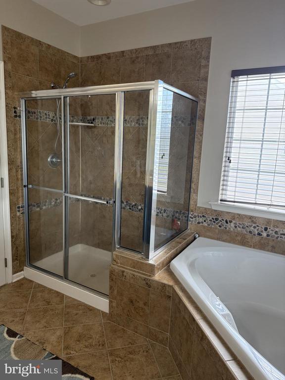 Foto del edificio - 1037 Suffolk Dr