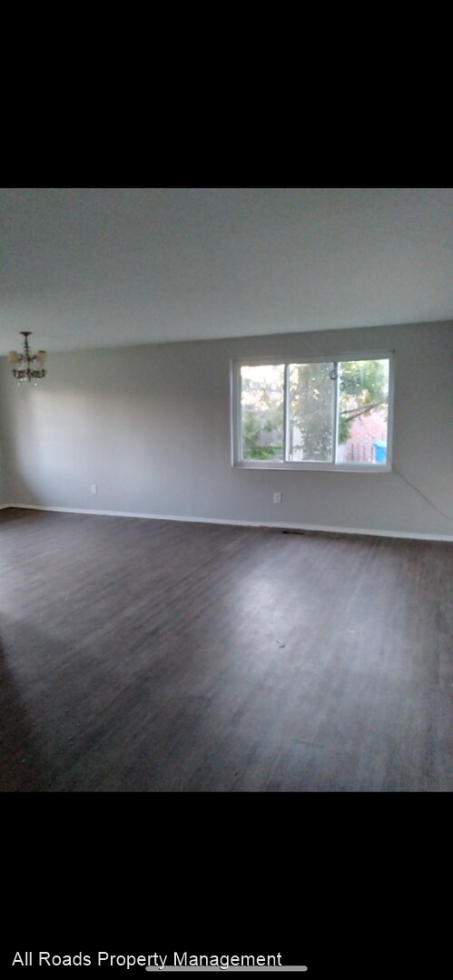 Foto del edificio - 3 br, 2 bath House - 6822 Longford Rd