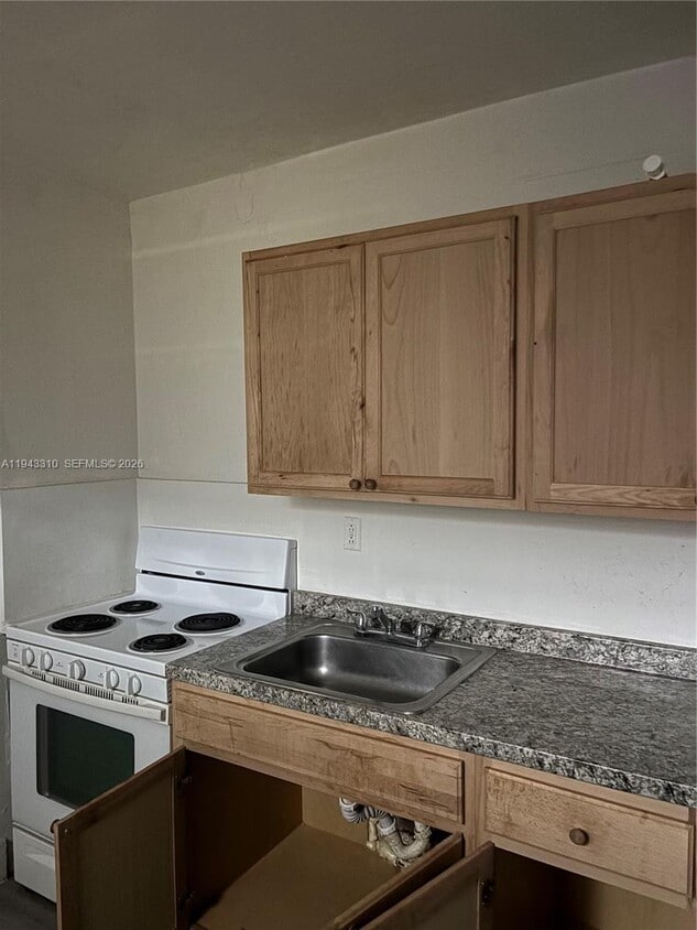 Foto del edificio - 1320 SW 6th St