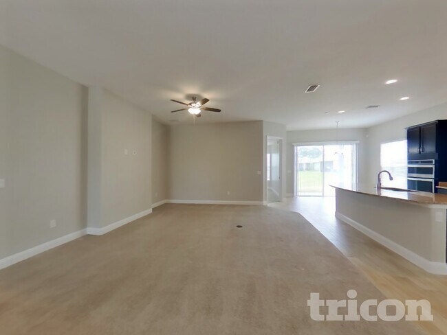 Foto del edificio - 10885 Chitwood Dr