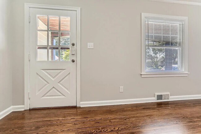 Foto del edificio - 2320 Bellemeade Ave